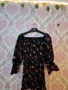 Chic Floral Print Off-Shoulder dress