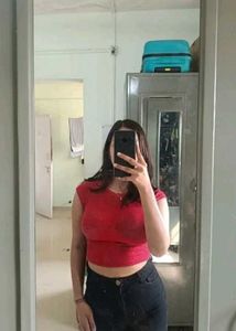 Stylish Red Cropped Ribbed Top