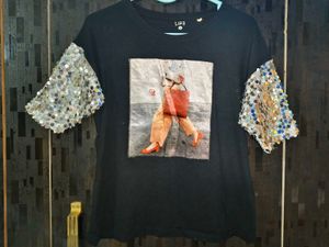 Sparkling Sequined Sleeve Graphic T-Shirt