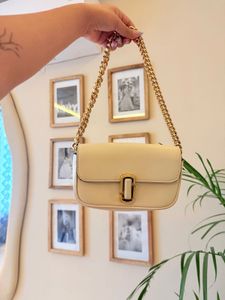 Chic Cream Chain Shoulder Bag