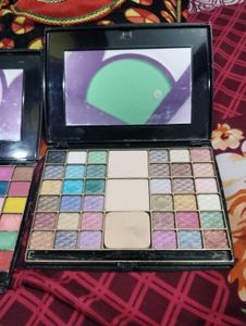 Makeup Palettes Bundle