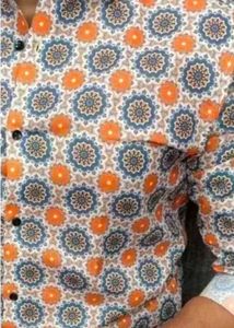 Men's Printed Button-Up Shirt