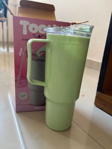 Insulated Tumbler with Straw