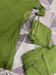 Beautiful Olive hand embroidered Green Kurta set