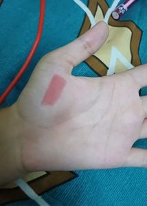 nude lipstick