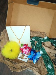 Charming Accessory Set