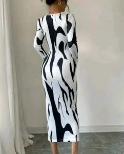 Stylish Flame Print Bodycon Dress