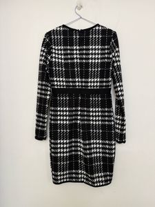 Chic Plaid Sheath Dress