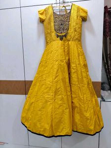 Women Ethnic Gown