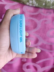 Pond's Super Light Gel Moisturizer