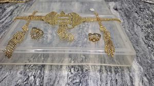 Stunning Rhinestone Jewellery Set
