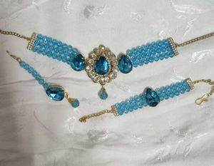 Stunning Blue Kundan Jewellery Set