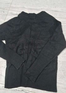 Chic Navy Knit Cardigan with Eiffel Tower Top
