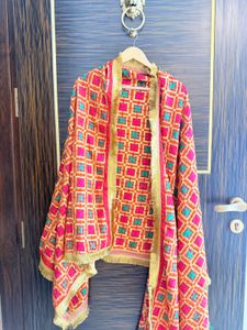 Handwork Phulkari dupatta