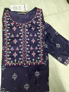 Avaasa Kurta
