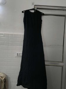 Elegant Black Maxi Dress