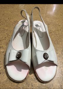 Chic White Bow Sandals