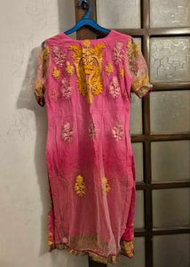 Embroidered Pink Kurta