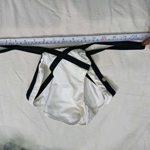 Chic Strappy🫴🏻🎁 White Bikini Bottom