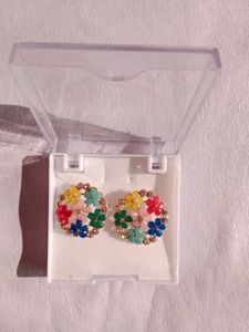 Brand New 💥Trandy Women Earrings Studs