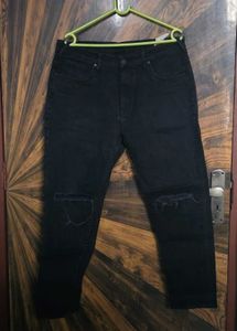HERE&NOW Men's Black Distressed Knee Jeans