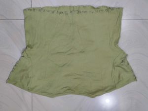 Cute Green Button-Up Crop Top