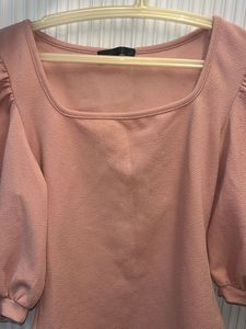 square neck top with ballon sleeves