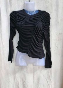 35279. Chic Ruched Long Sleeve Top