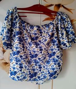 Women Crop Top