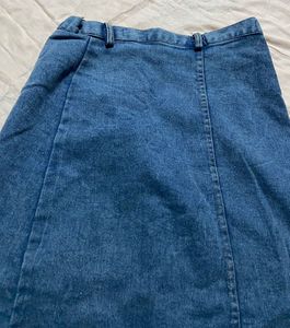 Highwaist Denim Skirt with Button Detail