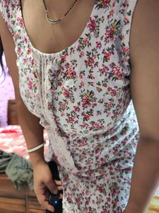 Floral Print Kurta with Lace Detail