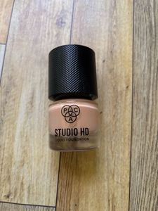 PAC Studio HD Liquid Foundation
