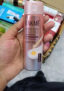 Lakme Peach Milk Moisturizer