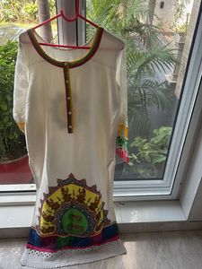 Elegant Off-White Printed Kurta