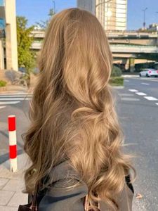 ♡ Long wavy dark blonde luxurious wig ♡
