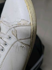 Metro White Casual Shoes
