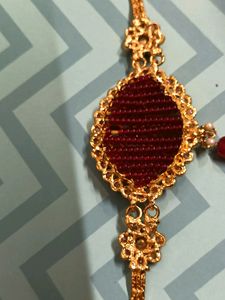 Elegant Ethnic Bajuband