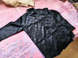 Men's Black Textured Dress Shirt