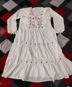 White Embroidered Tiered Cotton Kurta