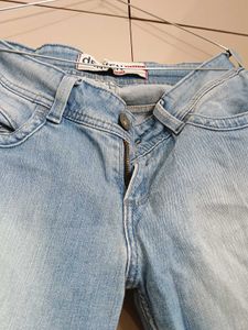 Low rise levis Denim jeans
