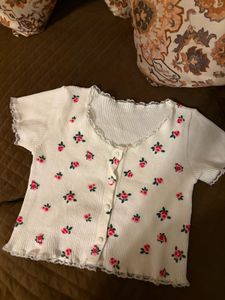 Coquette white rib-knit floral baby tee