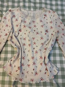 Cute Floral Long Sleeve Top