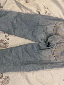 Hollister Jeans (RESELLING)
