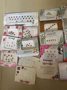 pack of 28 Assorted Bindi