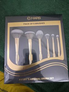 Mars Artist's Arsenal Brush Set