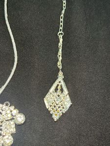 silver Stunning Rhinestone Necklace &amp; Earring Set