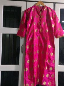 Vibrant Pink Silk Kurta with Gold Polka Dots