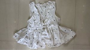 cute polka dot V neck top.