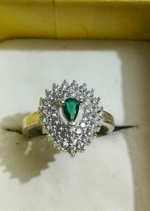 Pure Silver Stunning Emerald &amp; Diamond Ring