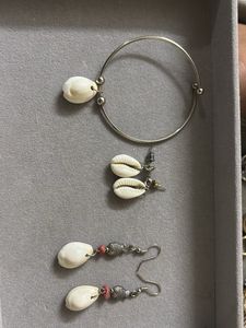 Boho Shell Bracelet & Earrings Set